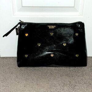 Victoria’s Secret Black and Gold Heart Clutch/Bag NWT